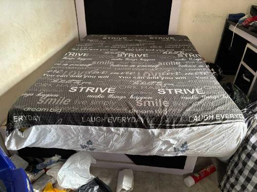 mattress 