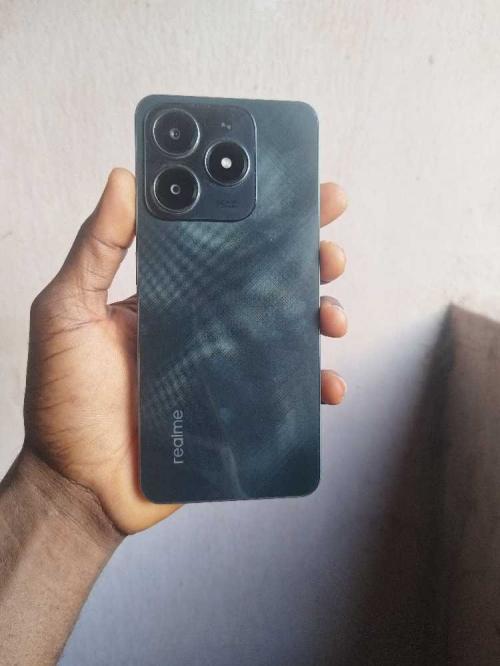 Realme C61 (256+8)