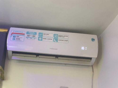 New Fireman Original 2.2hp inverter Air conditioner. 