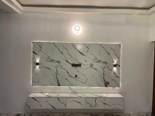 quality TV console 