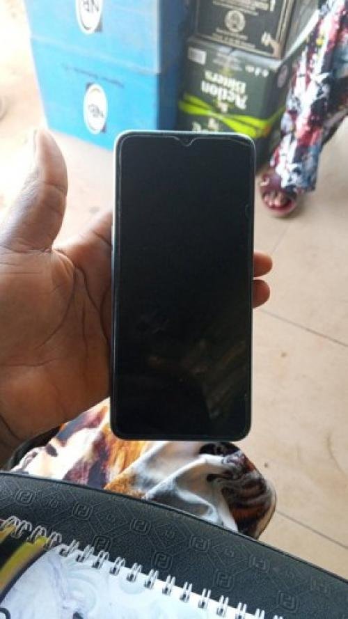 OPPO A77 