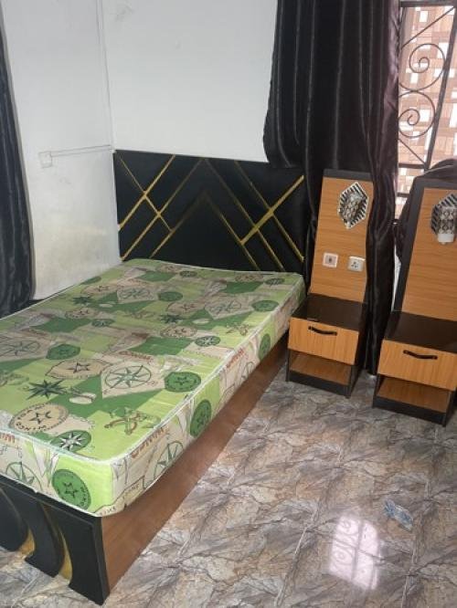 4 by 6 bed frame and bed