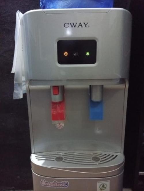 Water dispenser 