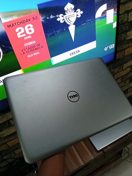 Dell Inspiron 7547