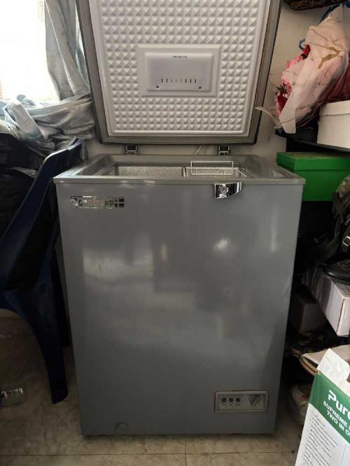 Deep freezer